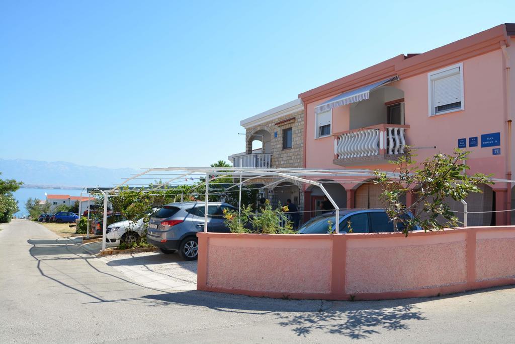 Apartments Sandra 维尔 外观 照片